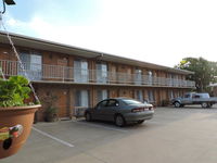 Book Red Cliffs Accommodation Vacations Hotel NSW Hotel NSW
