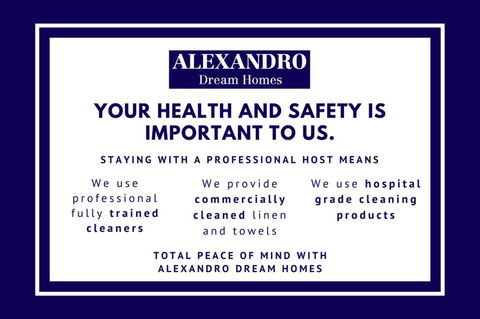 RELAXED COASTAL GETAWAY // MOMENTS TO WATERFRONT - Hotel NSW 1