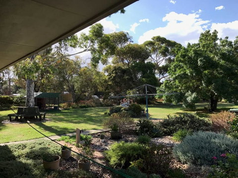 Relaxing Geelong Studio - Hotel NSW 1