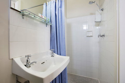 Rex Hotel Adelaide - Hotel NSW 2