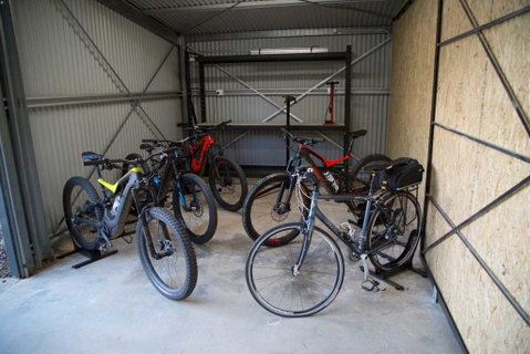 Ridge Line Riders Luxury Retreat - Hotel NSW 3