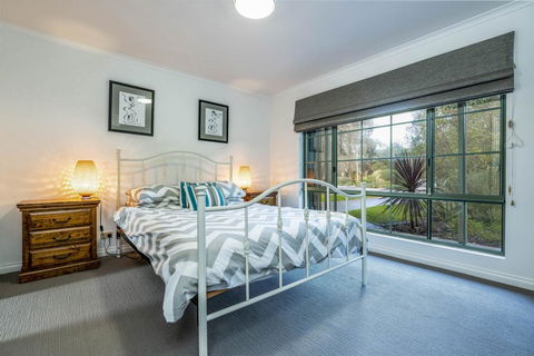 RIPPLE DREAM - INVERLOCH - Hotel NSW 1