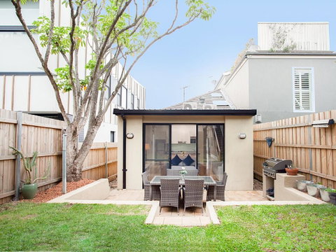 RIPPLES-hosted By:L'Abode Accommodation - Hotel NSW 0