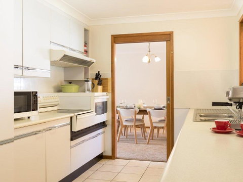 Rita Mae's On The River - Relax And Recharge - Hotel NSW 2