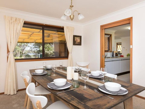 Rita Mae's On The River - Relax And Recharge - Hotel NSW 1