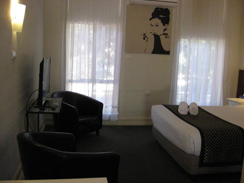 Rose City Motor Inn - Hotel NSW 1