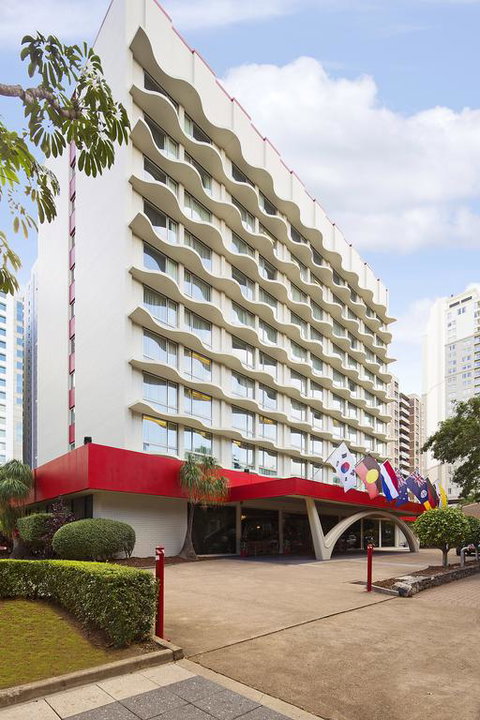 Royal On The Park - Hotel NSW 3