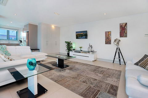 Samar Cove, Unit 8 - Hotel NSW 2