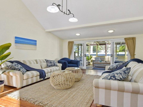 Sandy Shores - Character, Charm, Outdoor Spa - Hotel NSW 0