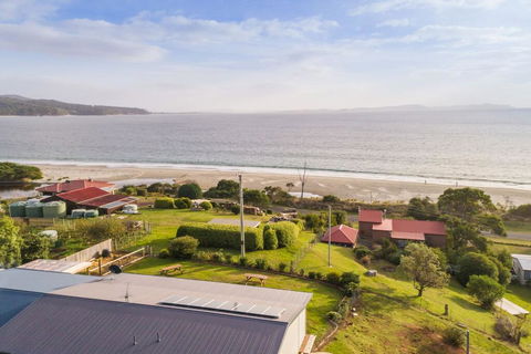 Seaview Family Retreat - Hotel NSW 1