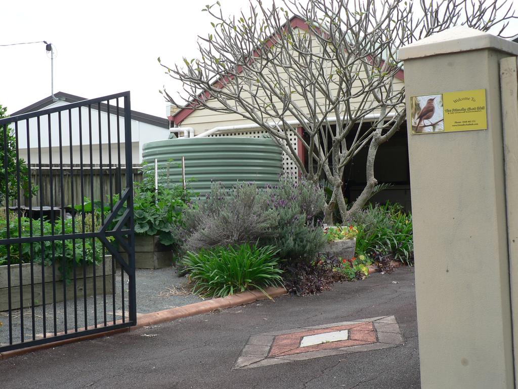 Thorneside QLD Hotel NSW