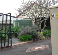 Self-contained 2 bedroom Apartment - Hotel NSW