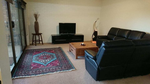 Shepparton Golf Motel - Hotel NSW 3