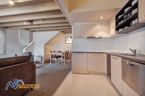 Shiraz - Hotel NSW 3