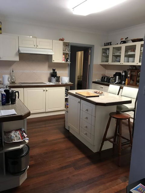 Short Stays At Janines - Hotel NSW 0