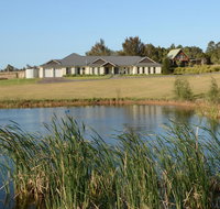Silver Springs Estate 4br house + 6br house with Wifi, Pool. Fireplace, Views, Olives and Space - Hotel NSW