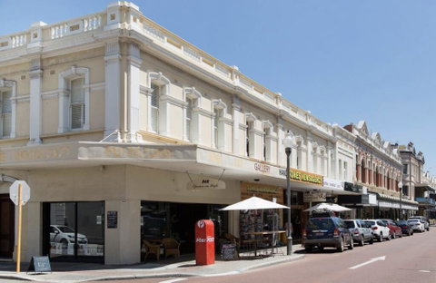 Siroque Fremantle - Hotel NSW 3
