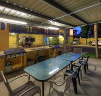 Sky View Units Bowen - Hotel NSW