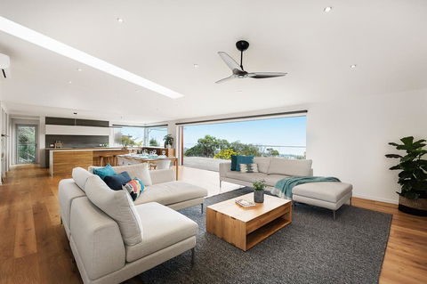 Skyluxe Luxury Retreat With Water Views And Deluxe Interior From Every Room - Hotel NSW 0