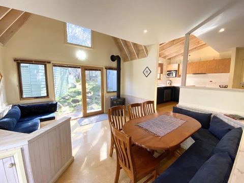 Snowdragon - Hotel NSW 3