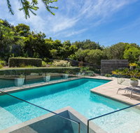 Sophisticated Contemporary Coastal Living with Sweeping Views In Cape Schanck - Hotel NSW