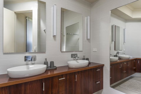 Sophisticated Contemporary Coastal Living With Sweeping Views In Cape Schanck - Hotel NSW 3