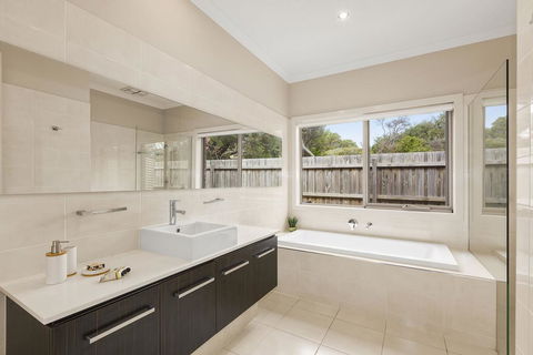 Sorrento Serenity Luxury Villa With Private Pool, Theatre And Games Room - Hotel NSW 3