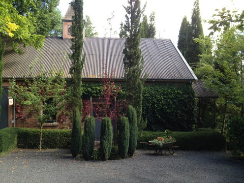 Southdown Stable - Hotel NSW 3
