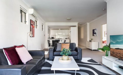 Spacious Two-Bedroom Apartment Near Hospital - Hotel NSW 0