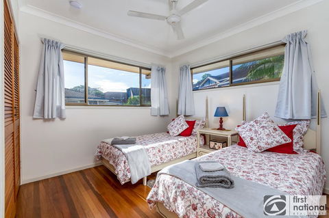 Spoil Yourself With The Perfect Position Of This First Floor Unit - Hotel NSW 2