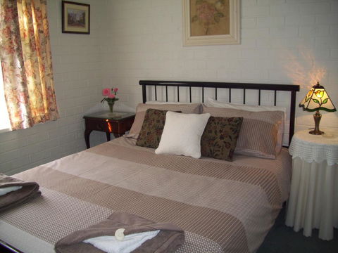 Springhurst Butter Factory - Hotel NSW 2