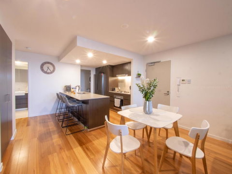 Stawealth Westside Apartments - Hotel NSW 3
