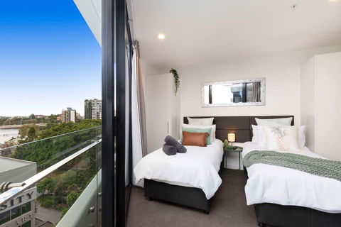 STH - River Views, Fast Internet, Long Stays - Hotel NSW 2