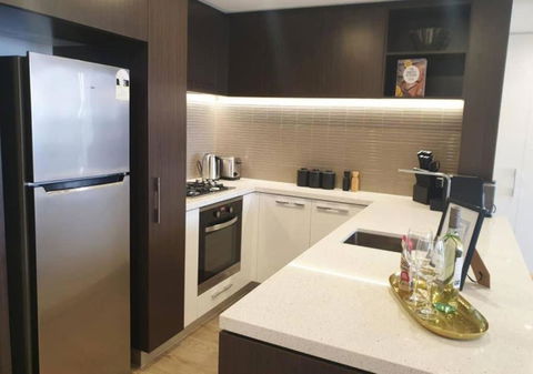 STH2 - Stunning Resort Style 1BR W Wifi Gym 4 Ppl - Hotel NSW 3