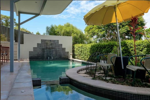 Stonehawke Place - Hotel NSW 3