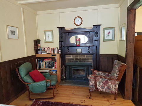 Stringer's Cottage - Hotel NSW 3