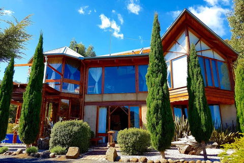 STUNNING HOME WITH AMAZING VIEWS - Just 20 Mins To The City And Only 10 To MONA! - Hotel NSW 3