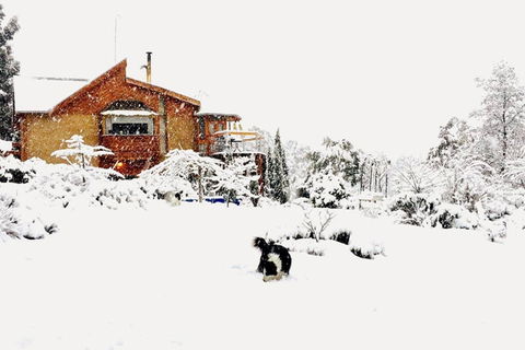 STUNNING HOME WITH AMAZING VIEWS - Just 20 Mins To The City And Only 10 To MONA! - Hotel NSW 0