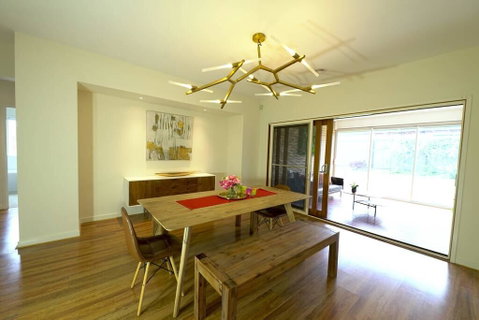 Stylish Luxe House For Big Group Near Shopping Center - Hotel NSW 3