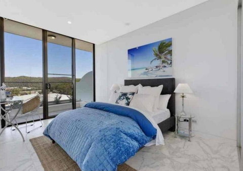 Stylish Penthouse With Views & Jacuzzi - Hotel NSW 2