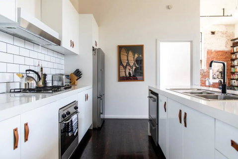 Stylish Warehouse Conversion In The Heart Of Fitzroy - Hotel NSW 2