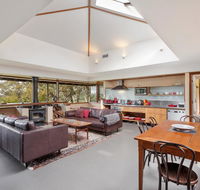 Summer House - Hotel NSW