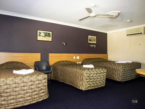 SunPalms Motel - Hotel NSW 3