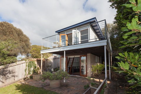 Sunseeker Cottage - Gorgeous Seaside Cottage - Hotel NSW 2