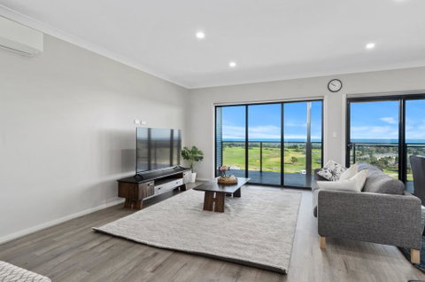 Sunset Horizon At Lady Bay - 8 Huntingdale Drive - Hotel NSW 2