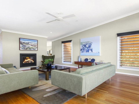 Sunshine Beach House-25 Metre Walk To The Beach - Hotel NSW 3