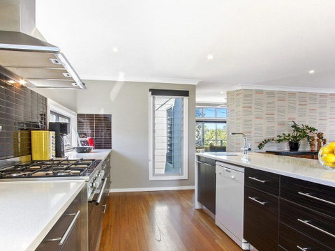 Sunshine Beach House-25 Metre Walk To The Beach - Hotel NSW 1