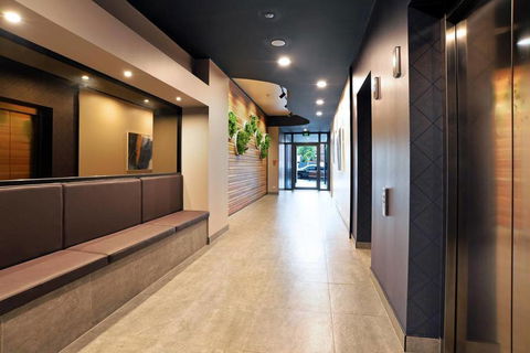 Superb 2BR APT FREE Car Park Great Location - Hotel NSW 3