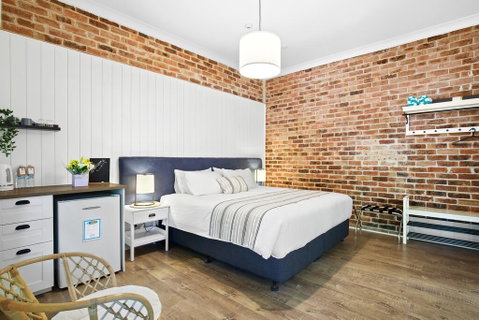Surfaris Retreat - Hotel NSW 3