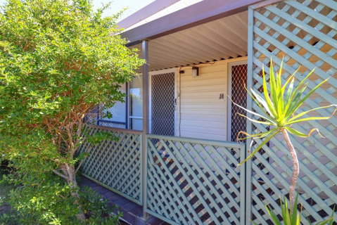 Surfs Up - Hotel NSW 1